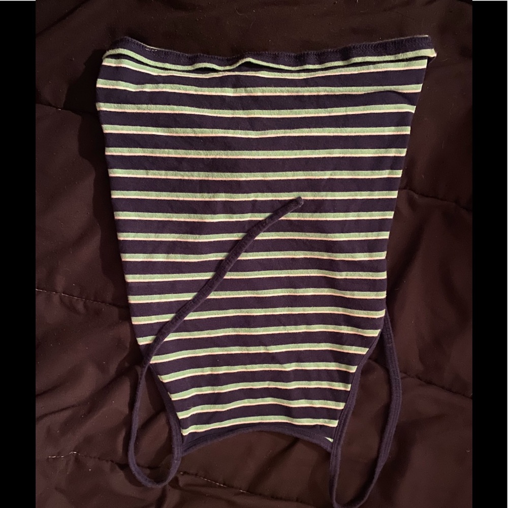 tie around neck halter